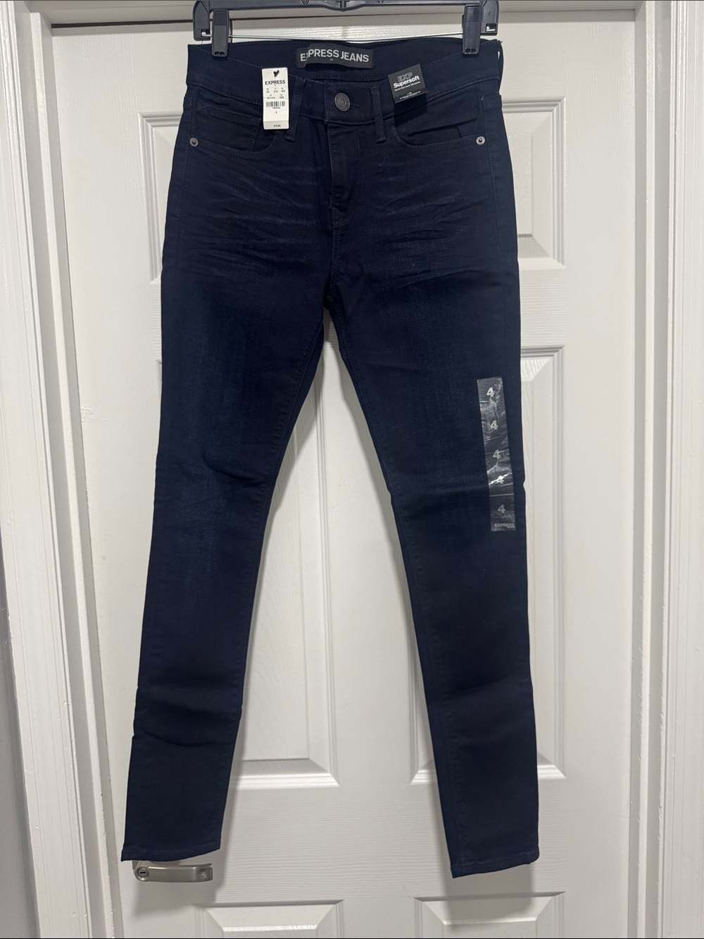 Express Women’s Skinny Jeans in Dark Navy Black